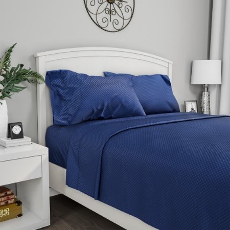 HASTINGS HOME Brushed Microfiber 4-piece Bed Linens with Fitted, Flat Sheet, and 2 Pillowcases (King, Navy) 780097LKW